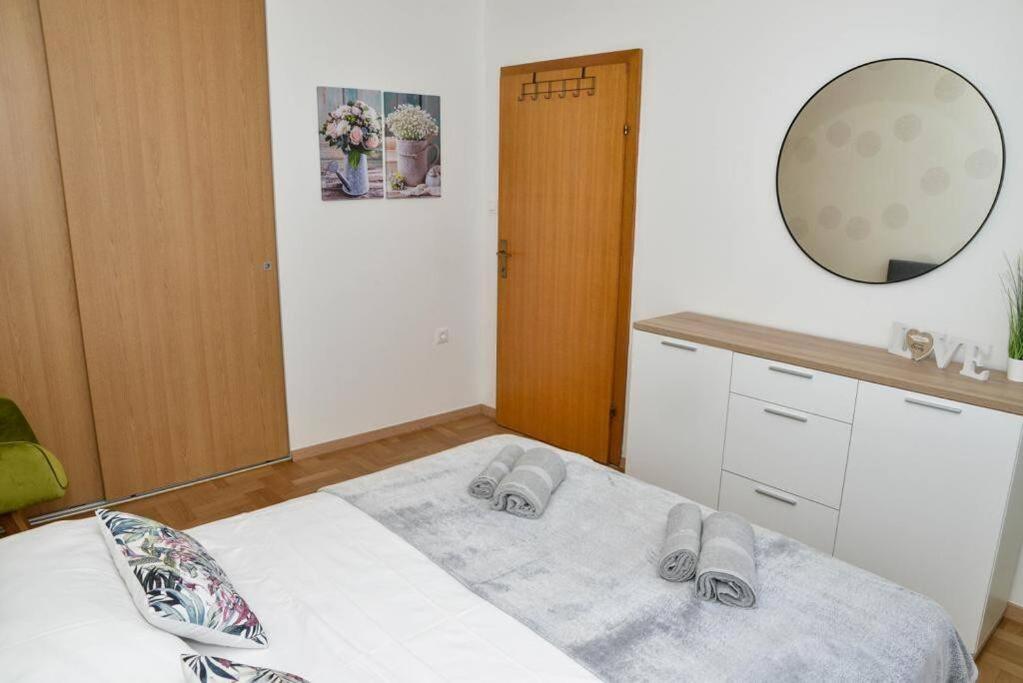 Apartment Longin Ζαντάρ Εξωτερικό φωτογραφία