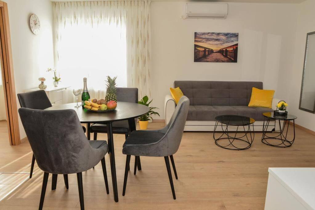 Apartment Longin Ζαντάρ Εξωτερικό φωτογραφία